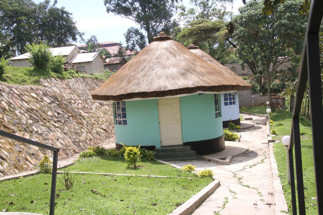 Sheywe Hotel Kakamega エクステリア 写真