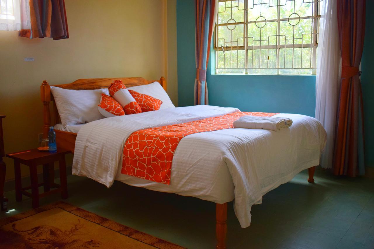 Sheywe Hotel Kakamega エクステリア 写真